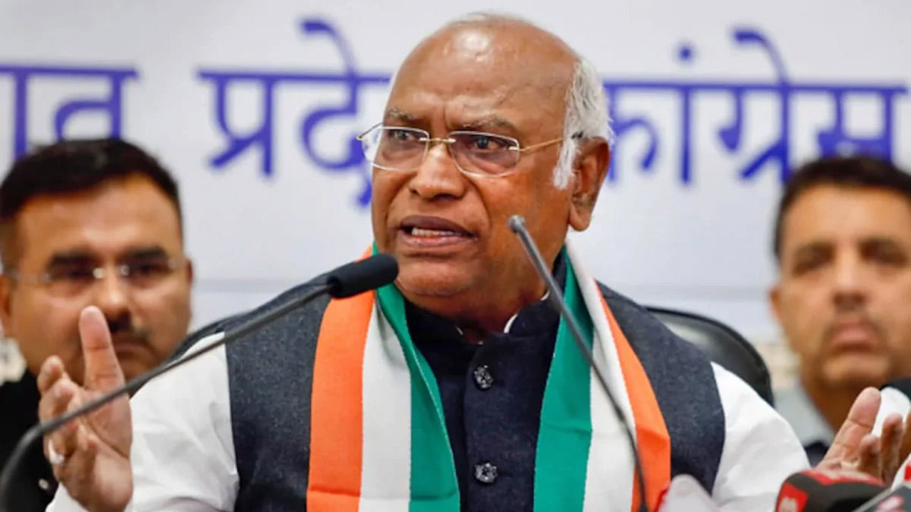 Mallikarjun Kharge: ఆ పరిస్థితులను నియంత్రించడంలో మోదీ ప్రభుత్వం విఫలం.. ఖర్గే కీలక వ్యాఖ్యలు