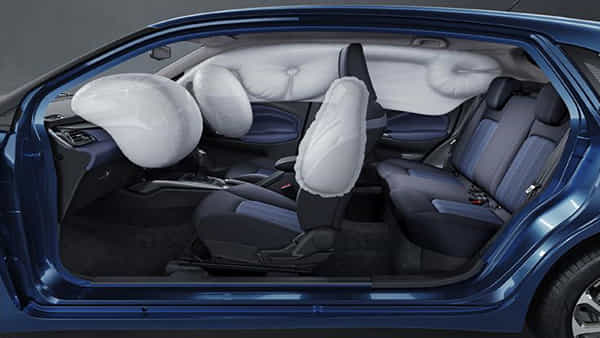 Car Export: ఇండియాలో తయారైన ఈ 5 కార్లు విదేశాల్లో ఫుల్ టు ఫుల్ క్రేజ్.. టాప్లో ఉన్న మారుతి..