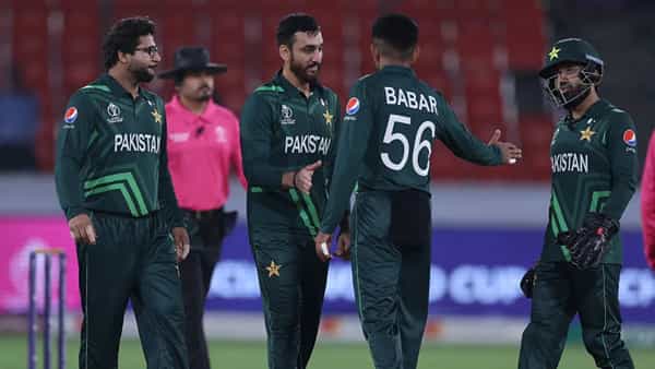 PAK vs NZ: భారీ లక్ష్యం ఇచ్చినా.. ఉఫ్న ఊదేసిన కివీస్.. పరాజయంతో మొదలైన పాక్ ప్రయాణం..
