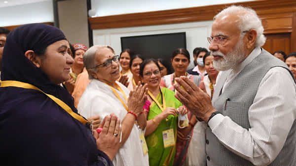 Womens Reservation Bill: మూడు దశాబ్దాల కలకు మోడీ సర్కార్ శ్రీకారం.. మహిళా రిజర్వేషన్ బిల్లుకు గ్రీన్ సిగ్నల్..!