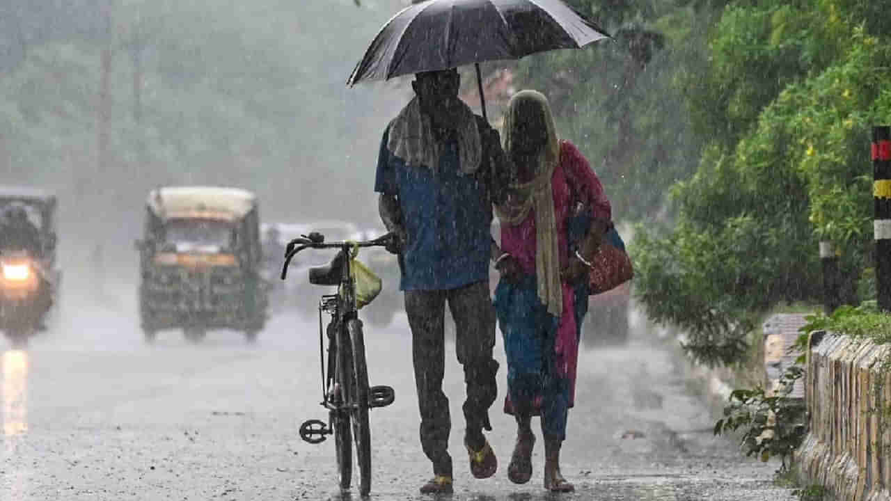 Heavy rain: తెలంగాణకు అతి భారీ వర్షసూచన.. ఆ 11 జిల్లాలకు ఆరెంజ్‌ అలర్ట్‌ జారీ..