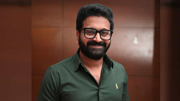 Bigg Boss: రిషబ్ శెట్టి దర్శకత్వంలో బిగ్బాస్ కంటెస్టెంట్ బయోపిక్ ?.. భర్త ఇంటి ముందు బుల్డోజర్..