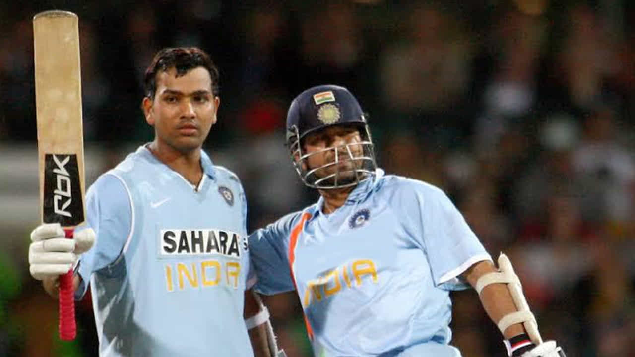 IND vs SL, Asia Cup 2023 Final: భారత్, శ్రీలంక మధ్య ఈ రోజు జరిగే ఆసియా కప్ ఫైనల్లో టీమిండియా కెప్టెన్ రోహిత్ శర్మ విజృంభిస్తే.. సచిన్ పేరిట ఉన్న ఏళ్ల నాటి రికార్డ్ బ్రేక్ అవుతుంది. ఇందుకోసం రోహిత్ మరో 33 పరుగులు చేస్తే చాలు.