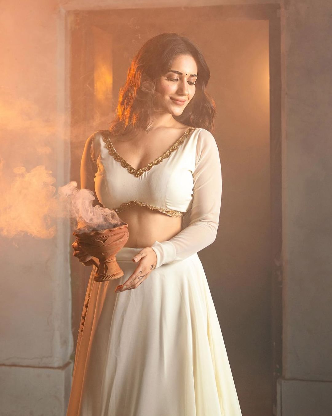 Ruhani Sharma Pics