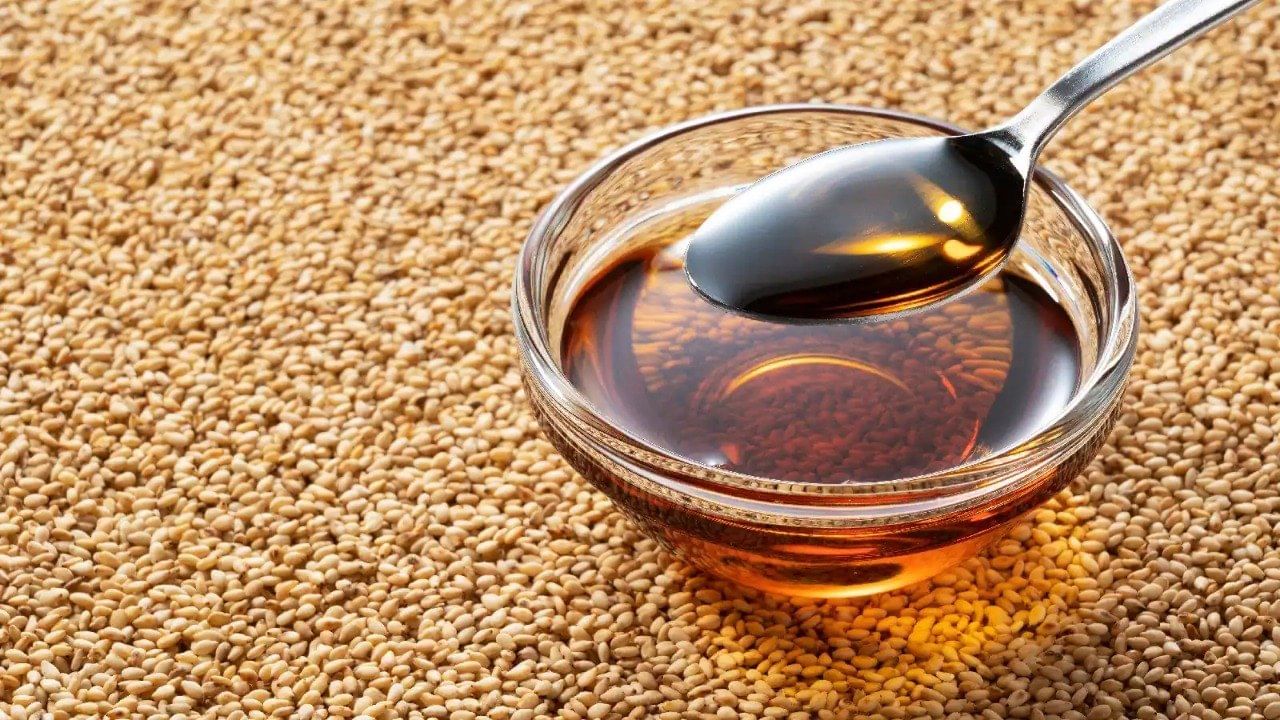 Sesame Oil Benefits: నువ్వుల నూనెతో బోలెడన్ని బెనిఫిట్స్.. మీ అందాన్ని రెట్టింపు చేసుకోండిలా!!