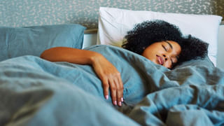 Smart Phones: ఉదయాన్నే నిద్రలేవగానే ఫోన్‌ చూస్తున్నారా..? జాగ్రత్త మీకే తెలియకుండా ఆ విషయాల్లో..