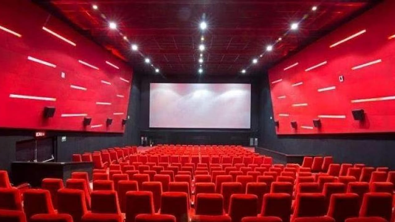 Tollywood: సినీప్రియులకు గుడ్ న్యూస్.. సినిమా టికెట్ ధర కేవలం రూ.99 మాత్రమే.. ఆఫర్ ఎప్పుడంటే..