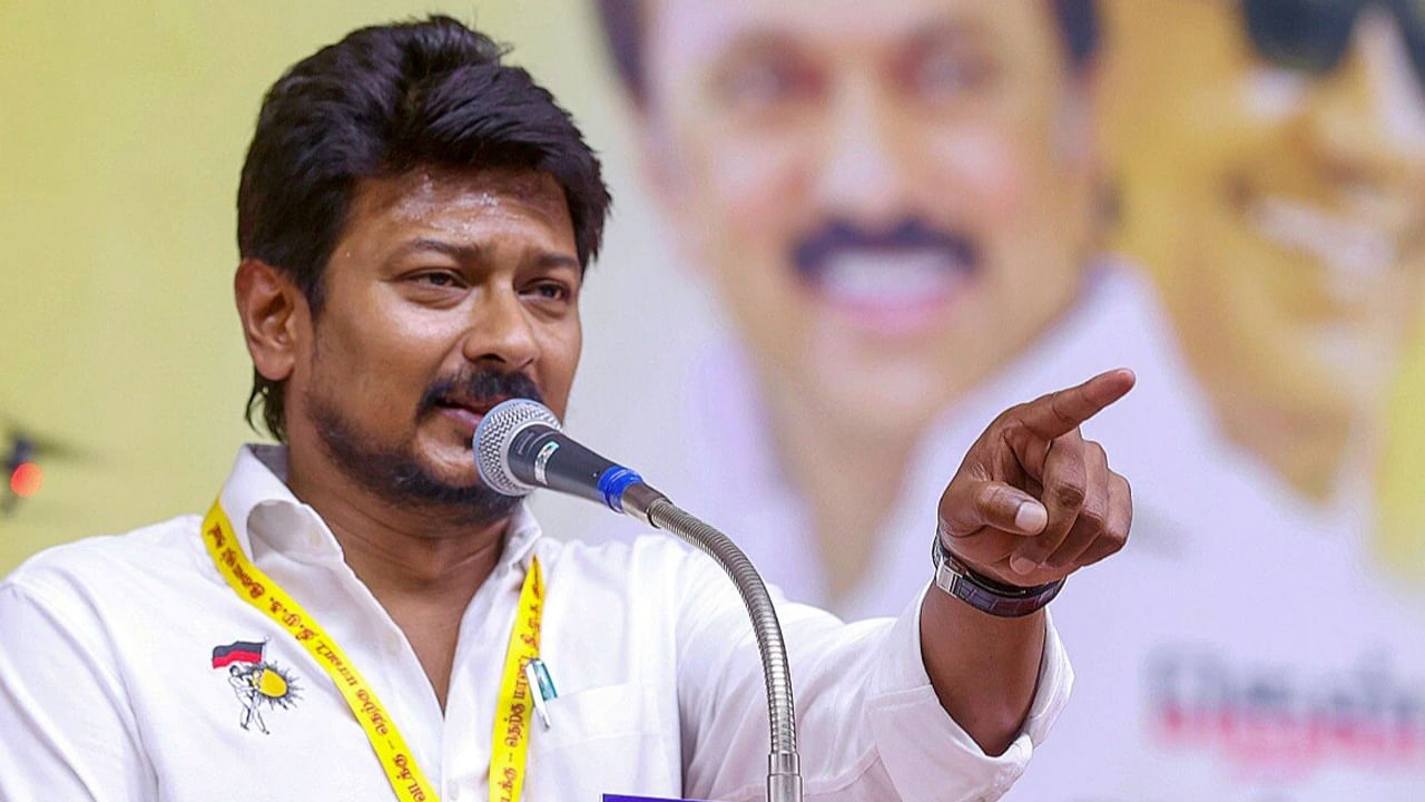 Udyanidhi Stalin: సనాతన ధర్మంపై ఆగని వివాదం.. ఉదయనిధి స్టాలిన్‌ను చెప్పుతో కొడితే రూ.10 లక్షల బహుమతి