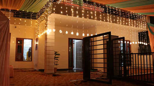 Vastu Tips: నైరుతి దిశలో ఈ వస్తువులు పెడుతున్నారా.? చాలా డేంజర్..