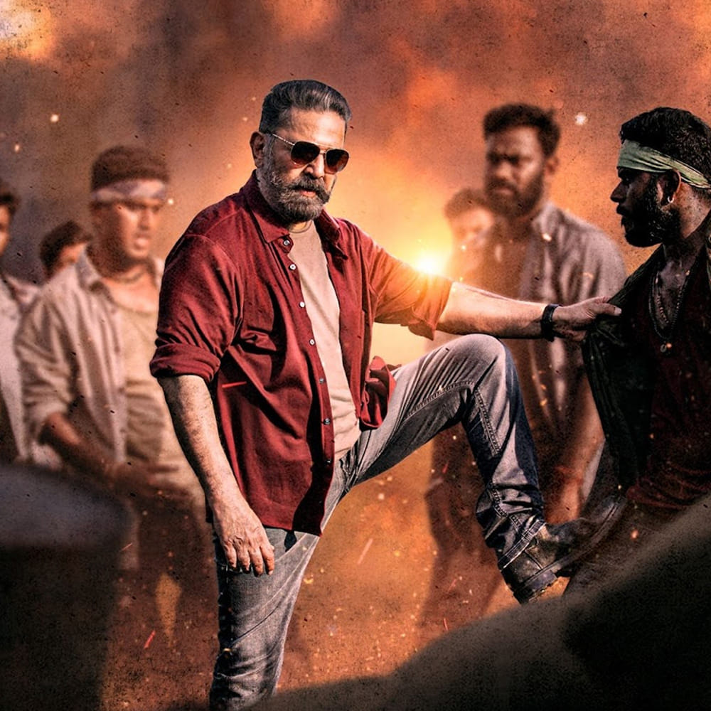 ఇటు బిగ్బాస్, అటు రాజకీయాలంటూ, సినిమాలకు దూరంగా జరిగిన రోజుల్లో, ఫ్లాప్లు తప్ప హిట్లు పలకరించని సమయంలో కమల్కి వచ్చిన హిట్ విక్రమ్. లోకేష్ కనగరాజ్ డైరక్ట్ చేస్తున్నారన్న మాట తప్ప ఇంకే క్రేజూ లేదు రిలీజ్కి ముందు. కానీ ఇప్పుడు విక్రమ్ మూవీ ఓ బ్రాండ్. లోకేష్ యూనివర్శ్లో విక్రమ్కి స్పెషల్ ప్లేస్ ఉంది. విక్రమ్ సీక్వెల్, రోలెక్స్ మూవీ అంటూ రకరకాల కాన్సెప్టుల కోసం జనాలు కూడా వెయిటింగ్.