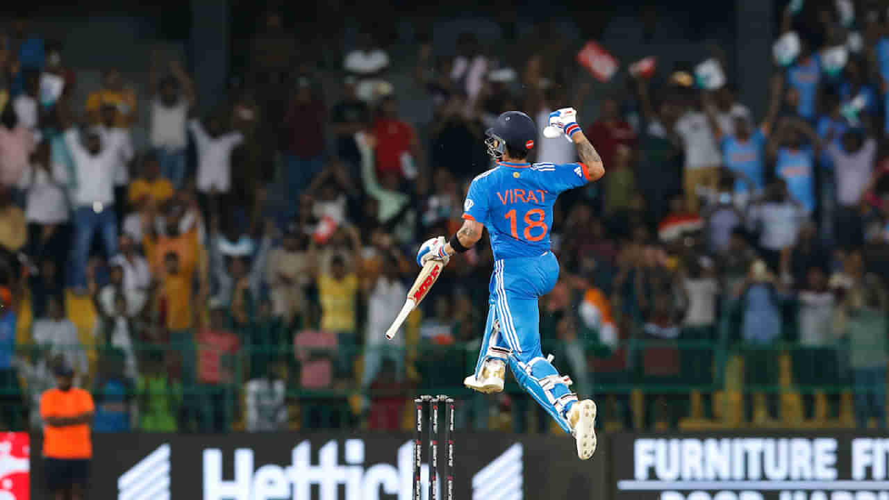 Virat Kohli: పాక్పై కోహ్లీ ఖతర్నాక్ ఇన్నింగ్స్.. కట్చేస్తే.. 77వ సెంచరీతో సచిన్ రికార్డ్ బ్రేక్..