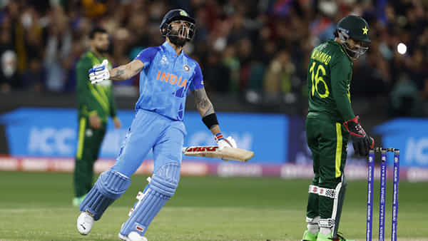 IND vs PAK: 128*, 131, 110*.. ప్రేమదాస స్టేడియంలో కింగ్ కోహ్లీ మెరుపులు.. ఈ సారి పాక్ బౌలర్లకు చుక్కలేనా..?