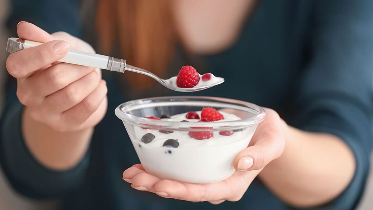 Yogurt Benefits: ప్రతి రోజూ పెరుగు తింటే ఇన్ని ప్రయోజనాలా.. అస్సల్ మిస్ చేయకండి!