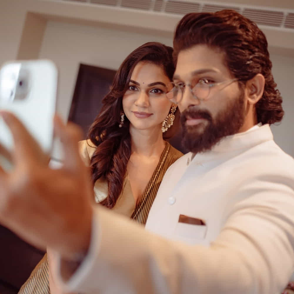 అల్లు అర్జున్ ఢిల్లీ వెళ్లి నేషనల్ అవార్డ్ తీసుకుని వచ్చారు.. రాగానే మళ్లీ పుష్ప 2తో బిజీ అయిపోయారు. ఈ చిత్ర షూటింగ్ RFCలో జరుగుతుంది.. మెయిన్ యాక్షన్ సీక్వెన్స్కు లీడ్ సీన్స్ చిత్రీకరిస్తున్నారు సుకుమార్. మహేష్ బాబు, త్రివిక్రమ్ గుంటూరు కారం షూటింగ్ పోలీస్ అకాడమీలో జరుగుతుంది. వెంకటేష్ సైంధవ్ ప్యాచ్ వర్క్స్ పఠాన్ చేరులో జరుగుతున్నాయి.