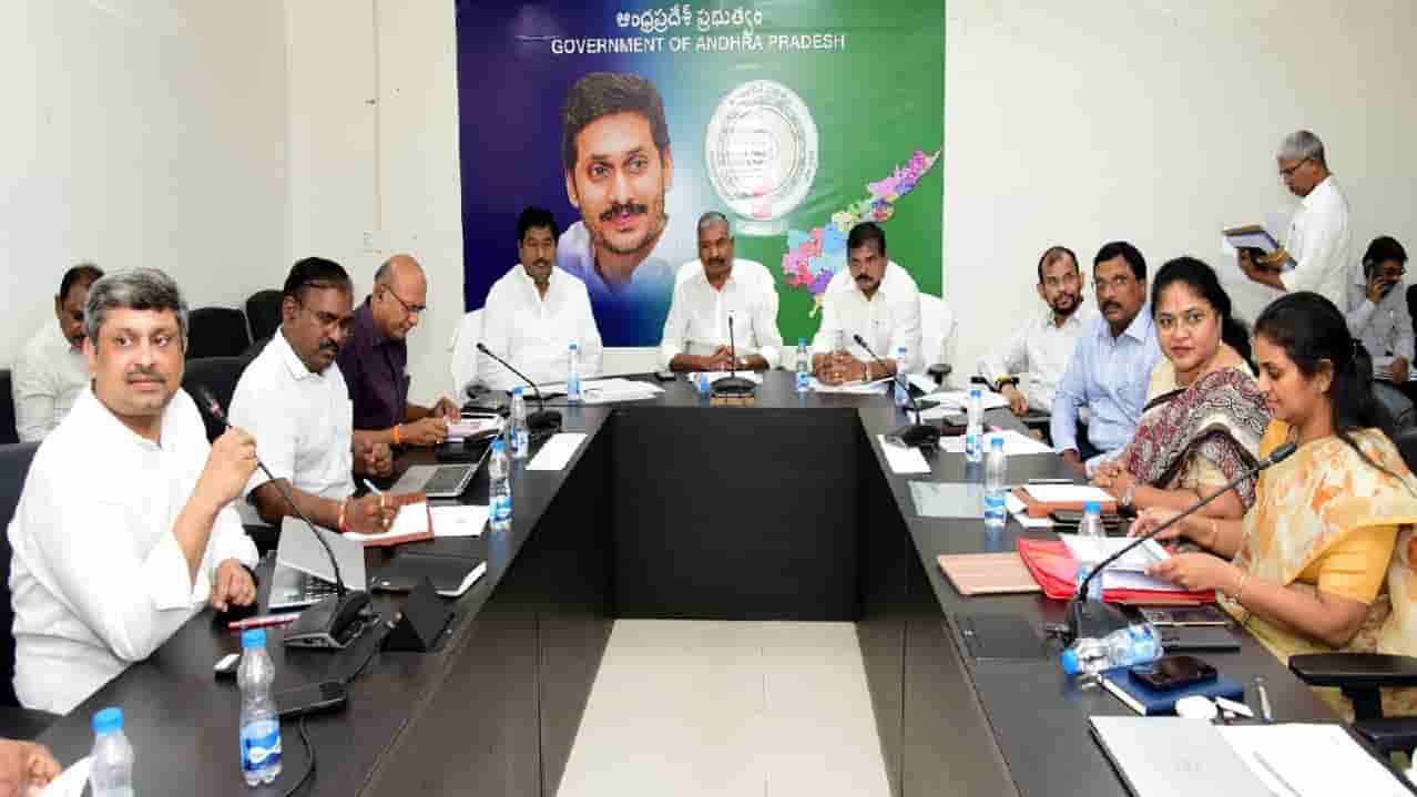 AP Cabinet Sub Committee: జగనన్న భూహక్కు-భూరక్షపై కేబినెట్ సబ్ కమిటీ కీలక ఆదేశాలు..!