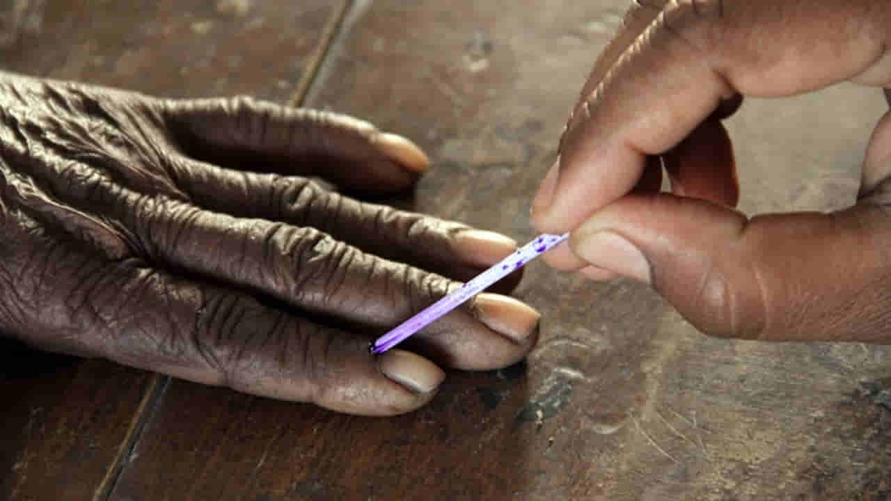 అన్ని పార్టీల్లోనూ అక్టోబర్ టెన్షన్.. ధమ్సప్ వచ్చేది ఎవరికి.? ధమ్‌కీ ఇచ్చేది ఎవరికి.!