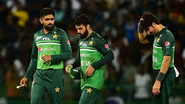 Pakistan: పాకిస్తాన్ ఫ్లాప్ షో.. కట్చేస్తే.. చీఫ్ సెలెక్టర్ పదవికి రాజీనామా చేసిన ఇంజమామ్ ఉల్ హక్..
