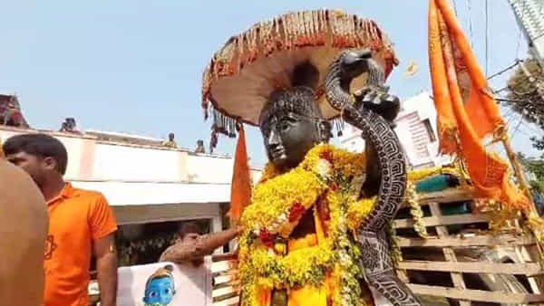 Ayodhya Temple: తెలుగు గడ్డ నుంచి అయోధ్యకు బాలరాముడు.. రెండు రోజుల్లో హైదరాబాద్ కు చేరుకోనున్న రామయ్య విగ్రహం..