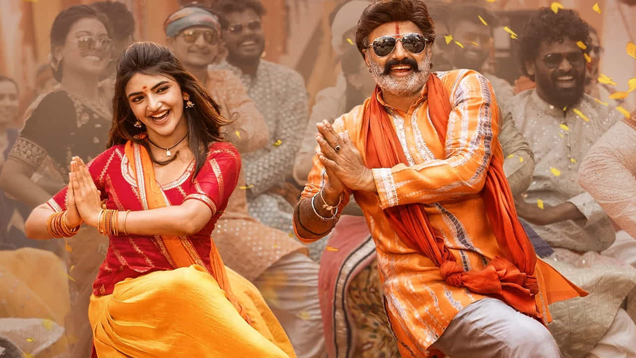 అంతకు ముందు వీరసింహా రెడ్డి కోసం రూ.14 కోట్ల రెమ్యునరేషన్ అందుకున్నారట బాలయ్య. అంటే సినిమా సినిమాకు తన పారితోషకాన్ని పెంచుకుంటూ పోతున్నారట బాలయ్య. ప్రస్తుతం ఆయన వాల్తేరు వీరయ్య ఫేమ్ బాబీ డైరెక్షన్లో ఓ మూవీ చేస్తున్నారు.