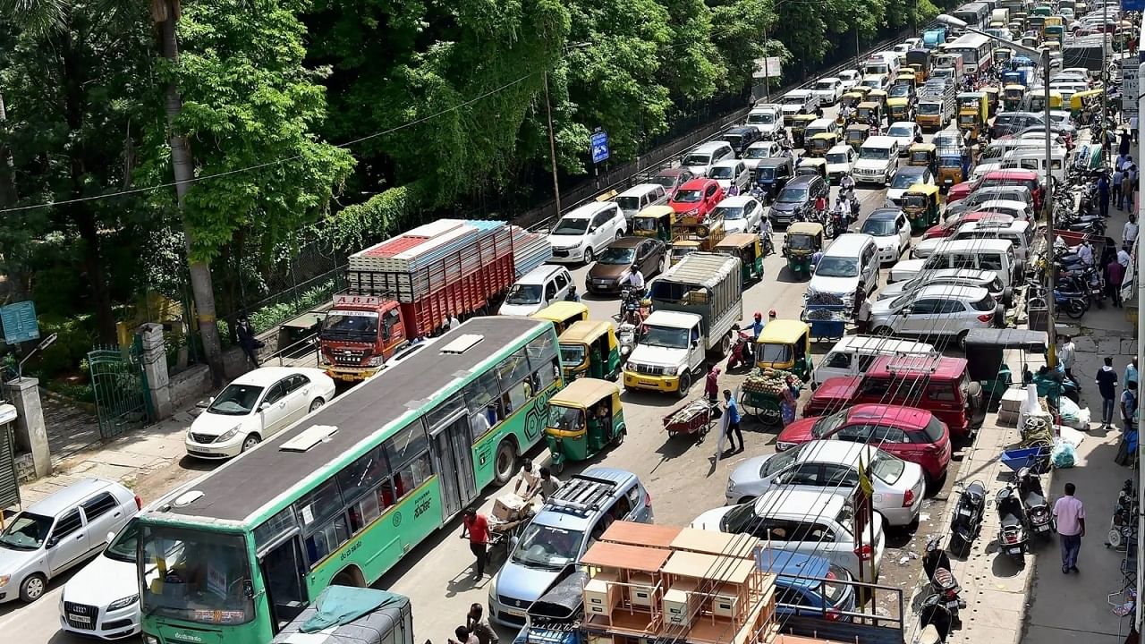 Congestion Tax: పన్ను పడుద్ది! ఆ సిటీలో కొత్తగా రద్దీ ట్యాక్స్‌.. ట్రాఫిక్‌ సమయంలో అటు వెళ్లాలంటే తప్పదు మరీ..