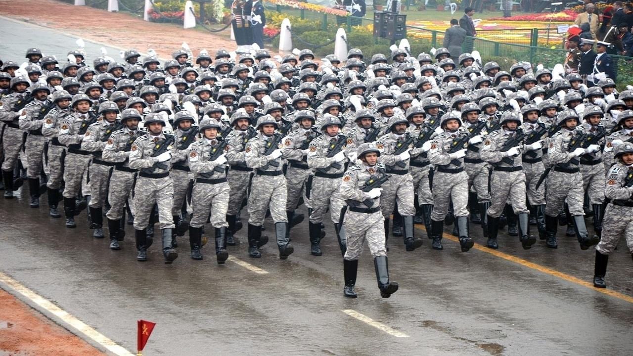 Telangana Elections: తెలంగాణకు 100 కంపెనీల కేంద్ర సాయుధ బలగాలు.. ఎన్నికల నాటికి మరింత ఫోర్స్..!