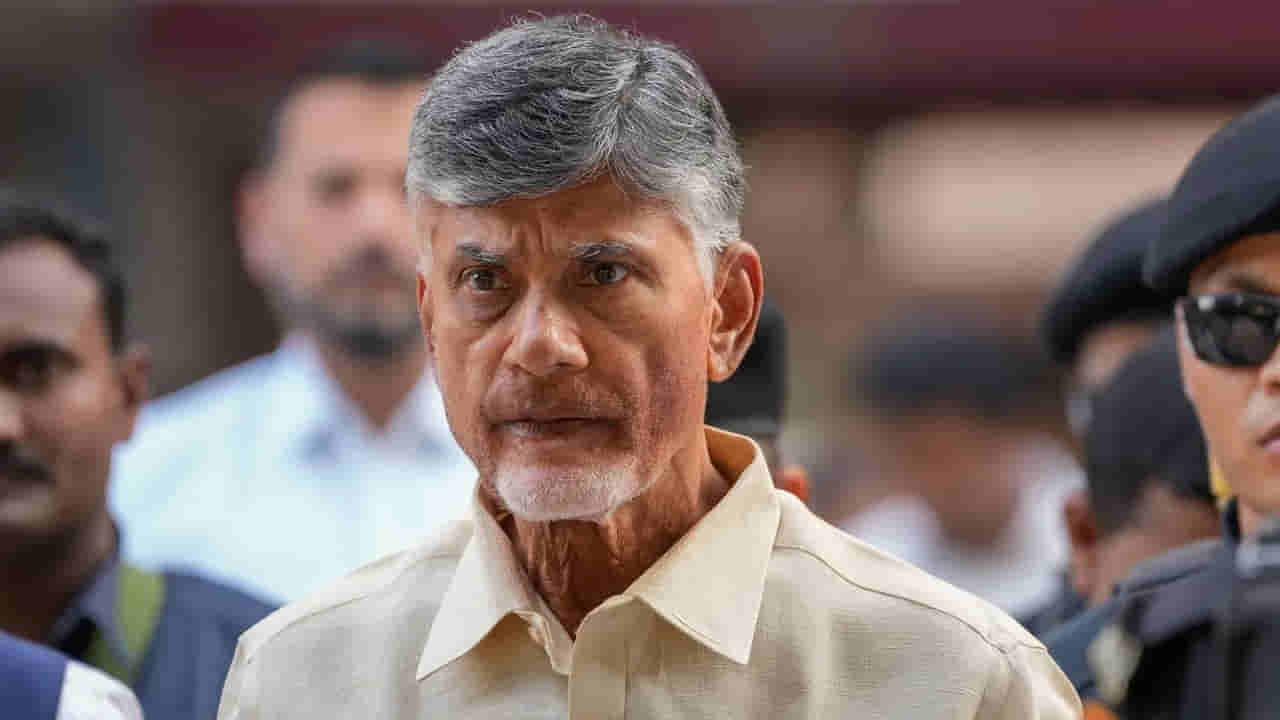 Chandrababu: మధ్యంతర బెయిల్పై చంద్రబాబు విడుదల.. అధికార, విపక్షాల మాటల తూటాలు
