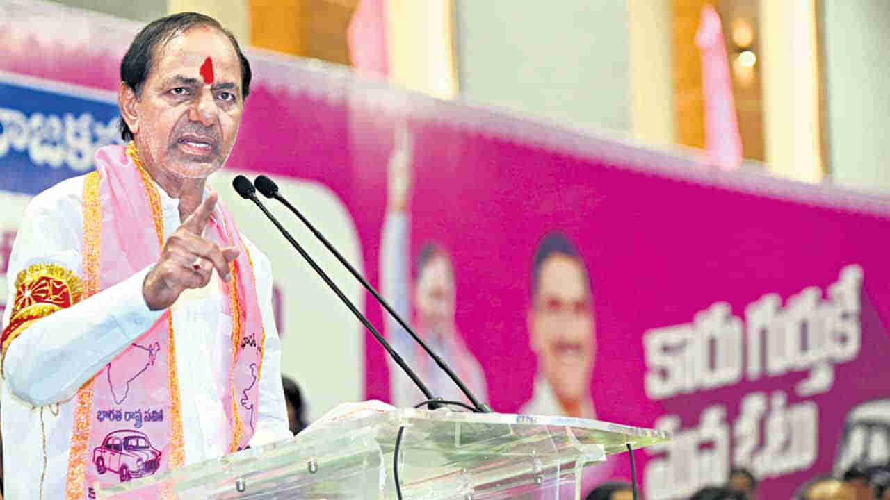 CM KCR Profile: ఉద్యమాలే ఊపిరిగా సీఎం స్థాయికి కేసీఆర్.. ఈసారి గులాబీ బాస్‌ హ్యాట్రిక్ కొట్టబోతున్నారా?