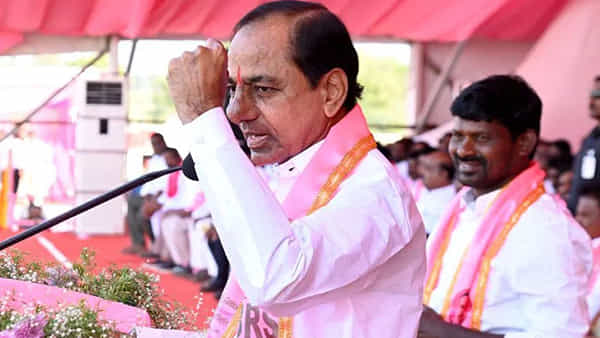 ఒకే రోజు కామారెడ్డి, గజ్వేల్లో కేసీఆర్ నామినేషన్లు.. ఆ సెంటిమెంట్నే రిపీట్ చేస్తోన్న గులాబీ దళపతి..