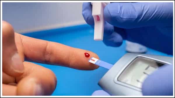 Diabetes: మీకు షుగర్ లెవల్స్ అదుపులో ఉండాలా..? ఎలాంటి ఆహారం తీసుకోవాలంటే..