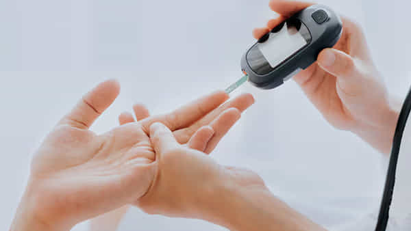 Diabetes: మధుమేహ వ్యాధిగ్రస్తులు ఈ ఐదు వ్యాధుల పట్ల జాగ్రత్త వహించాలి...