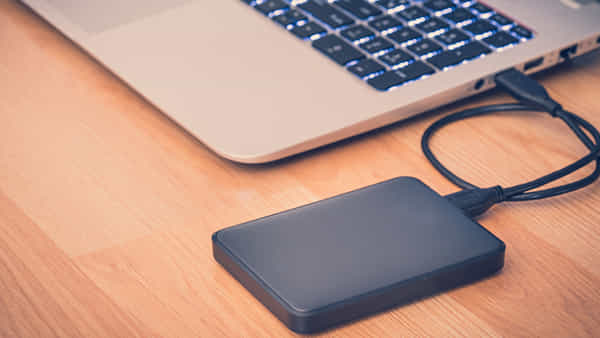 Hard Disk: హార్డ్ డిస్క్లపై అదిరిపోయే డిస్కౌంట్స్.. రూ. 5వేలలో బెస్ట్ డీల్స్..