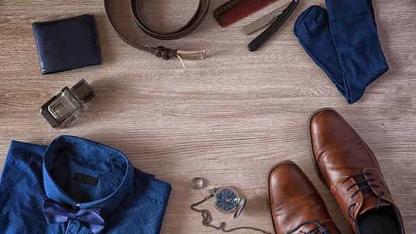 Fashion Tips for Mens: అబ్బాయిలు ఇలా ఫ్యాషన్ గా కనిపిస్తే.. అమ్మాయిల లుక్ మీ మీద నుంచి పోనే పోదు!