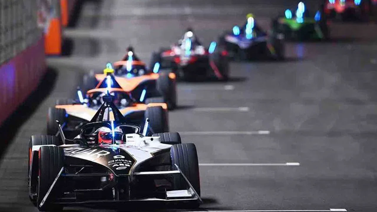 Hyderabad: హైదరాబాదీలకు గుడ్ న్యూస్.. మరోసారి ఫార్ములా ఈ-రేస్..