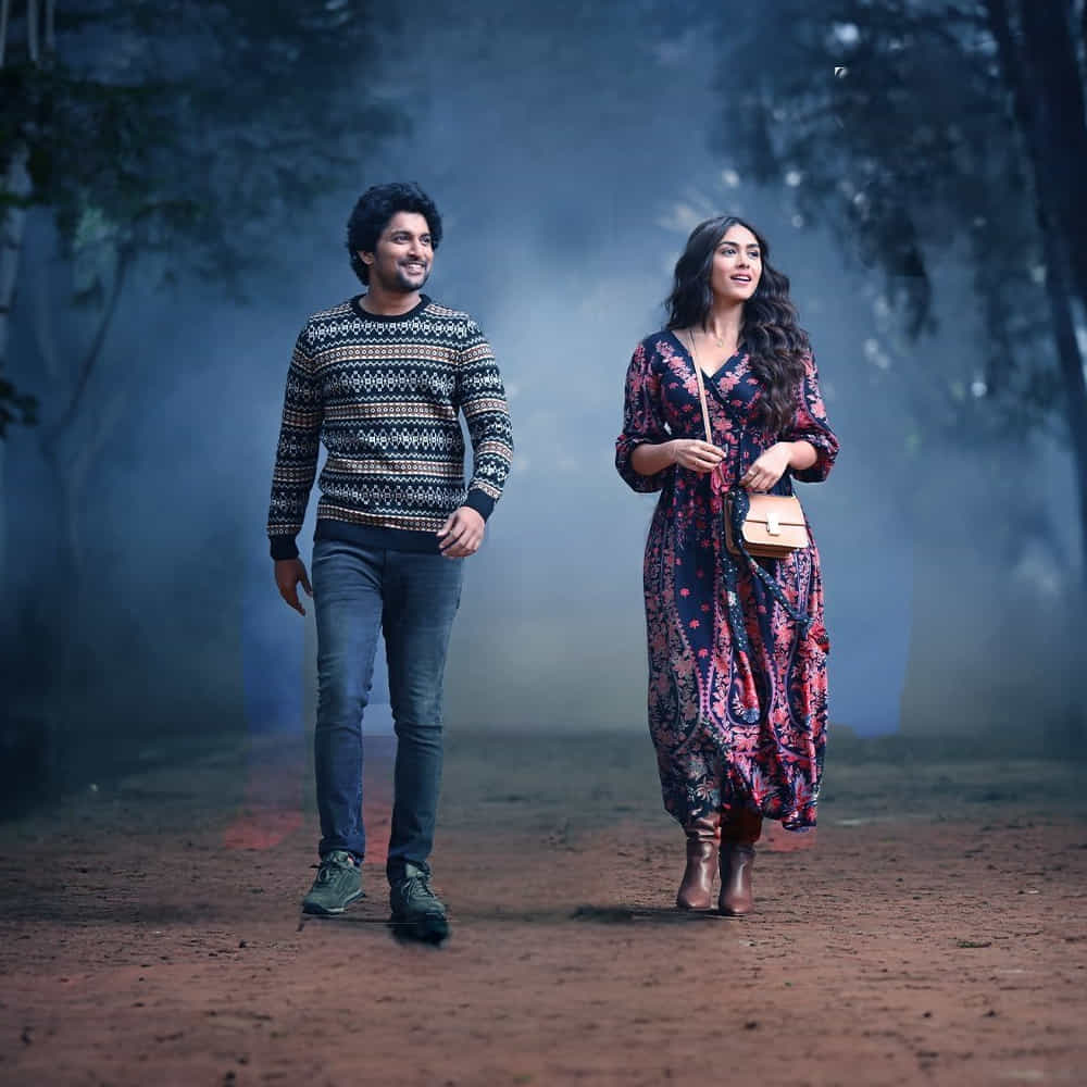 ప్రజెంట్ పోస్ట్ ప్రొడక్షన్ వర్క్లో ఉన్న హాయ్ నాన్న డిసెంబర్ 7న ప్రేక్షకుల ముందుకు రానుంది. రిలీజ్కు ఇంకా టైమ్ ఉండటంతో రీమేక్ రూమర్స్కు చెక్ పెట్టేలా నెక్ట్స్ అప్డేట్స్ ప్లాన్ చేయాలని రిక్వెస్ట్ చేస్తున్నారు ఫ్యాన్స్. మరి ఈ విషయంలో చిత్రయూనిట్ ప్లానింగ్ ఎలా ఉందో చూడాలి.