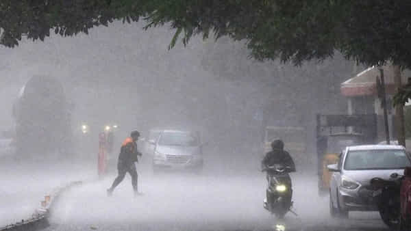 Rain Alert: బంగాళాఖాతంలో అల్పపీడనం.. తెలుగు రాష్ట్రాల్లో 3 రోజుల పాటు వర్ష సూచన.. కొన్ని జిల్లాలకు ఎల్లో అలెర్ట్