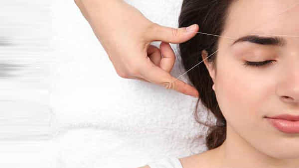 Beauty Tips: ముఖంపై వెంట్రుకలు ఇబ్బంది పెడుతున్నాయా.. ఉప్పు, పచ్చి పాలు, పసుపు స్క్రబ్తో చెక్ పెట్టండి ఇలా..