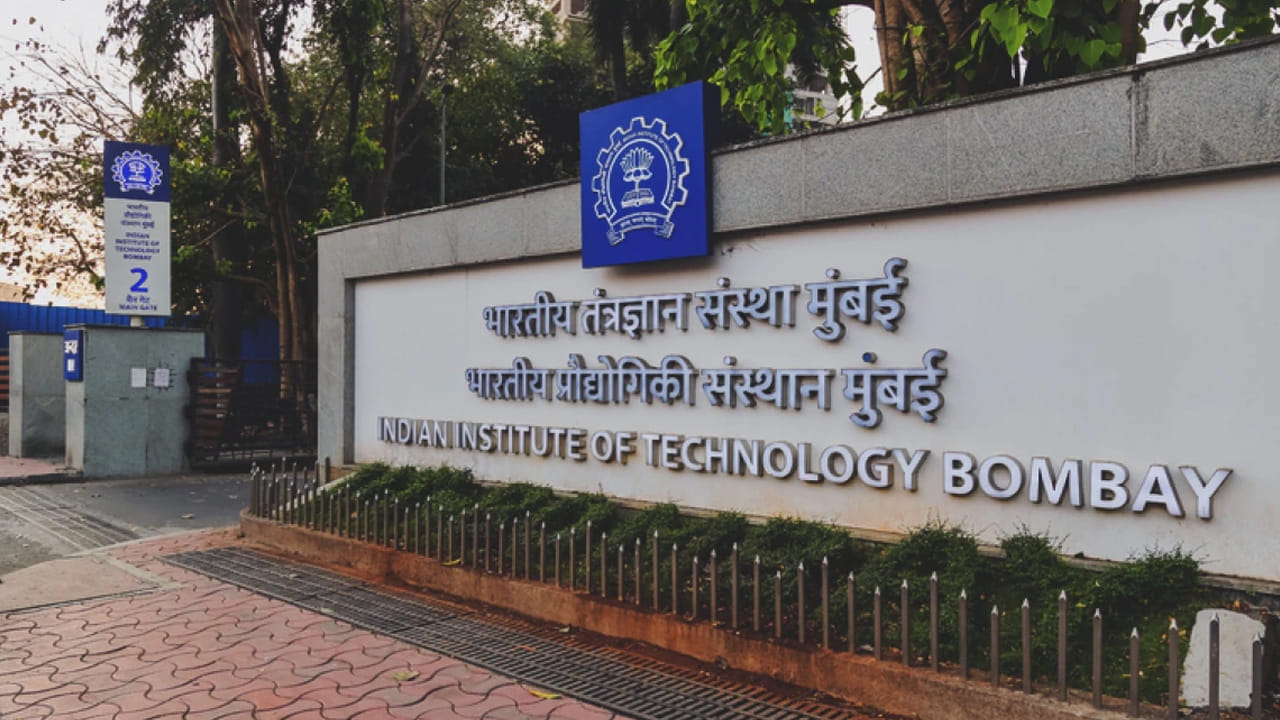 IIT Bombay: ఐఐటీలో వెజ్-నాన్వెజ్ వివాదం.. విద్యార్థికి జరిమానా విధించిన మెస్ కౌన్సిల్