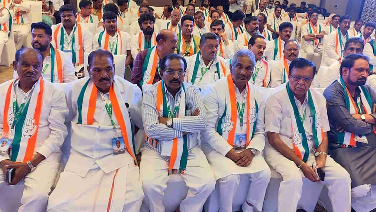Karnataka: కర్ణాటక కాంగ్రెస్‌లో లుకలుకలు.. సీఎం సిద్ధూను గద్దె దింపేందుకు మంత్రుల పావులు