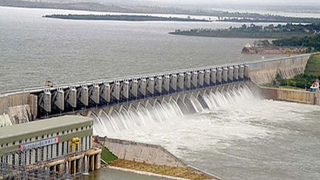 Krishna River: తెలుగు రాష్ట్రాల మధ్య కృష్ణా జలాల పంపిణీ వివాదం.. బ్రిజేష్ ట్రిబ్యునల్ విచారణ వాయిదా