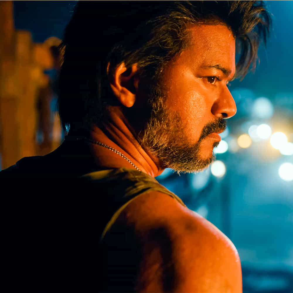 యావరేజ్ టాక్ వచ్చిన సినిమాలు కూడా 200 నుంచి 300 కోట్ల వరకు వసూలు చేస్తున్నాయి అంటే విజయ్ మార్కెట్ ఏ రేంజ్ లో పెరిగిందో అర్థం చేసుకోవచ్చు. దాంతో తమిళనాడులో విజయ్ నెంబర్వన్ హీరో అంటూ డిస్ట్రిబ్యూటర్లు కూడా ఒప్పుకున్నారు. ఆయన సినిమాలకు కలెక్షన్స్ ఎక్కువగా వస్తున్నాయి కాబట్టి లెక్కల పరంగా చూస్తే నెంబర్ వన్ హీరో విజయ్ అనడంలో ఎలాంటి సందేహం లేదు అంటూ బయ్యర్లు కన్ఫర్మ్ చేశారు.