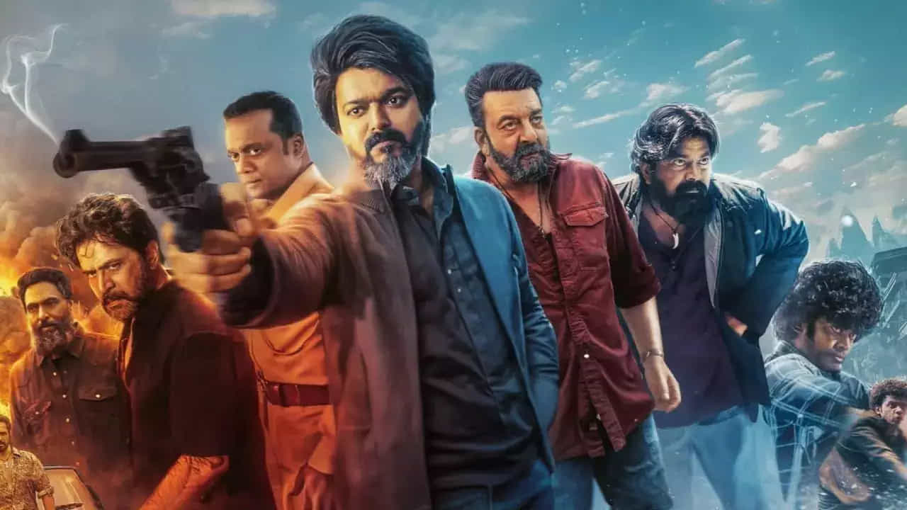 ఈ మూడింట్లో ముందు సేఫ్ జోన్కు వచ్చిన సినిమా లియో. కాస్త ఆశ్చర్యంగా అనిపించిన ఇదే జరిగింది మరి. 17 కోట్ల లక్ష్యంతో బరిలోకి దిగిన ఈ చిత్రం.. మొదటి రోజే 9 కోట్ల వరకు షేర్ తీసుకొచ్చింది.. ఆ తర్వాత రెండు రోజుల్లో మరో 6.50 కోట్లు తీసుకొచ్చింది. వరల్డ్ వైడ్గా 4 రోజుల్లో 350 కోట్ల గ్రాస్ వసూలు చేసింది లియో.తమిళంతో పాటు ఓవర్సీస్లో సెన్సేషన్ క్రియేట్ చేస్తుంది లియో.