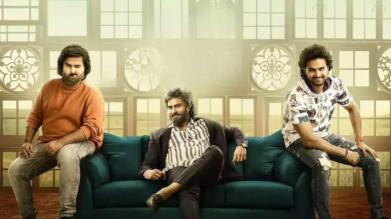 సుధీర్ బాబు త్రిపాత్రాభినయం చేసిన సినిమా మామా మశ్చీంద్ర. హర్షవర్ధన్ తెరకెక్కించిన ఈ సినిమా రెండు వారాల కిందే థియేటర్స్లో విడుదలైంది. తాజాగా ఈ చిత్రం ఆహాలో స్ట్రీమింగ్ అవుతుంది. కెరీర్లో ఫస్ట్ టైమ్ ట్రిపుల్ రోల్ చేసాడు సుధీర్ బాబు. ఈ సినిమాలో మృణాళిని రవి, ఈషా రెబ్బా హీరోయిన్లుగా నటించారు.