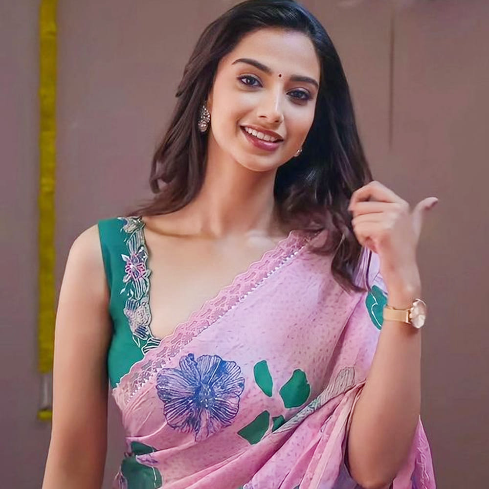  అదృష్టమంటే ఈ అమ్మాయిదే.. ఇక్కడ మహేష్ బాబు.. ఇక్కడ ఇళయదళపతి సినిమాలో ఛాన్స్.. 