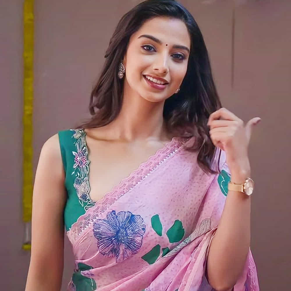 అదృష్టమంటే ఈ అమ్మాయిదే.. ఇక్కడ మహేష్ బాబు.. ఇక్కడ ఇళయదళపతి సినిమాలో ఛాన్స్..