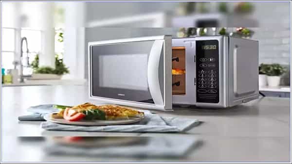Microwave: మైక్రోవేవ్లో వంట చేయడం వల్ల కలిగే నష్టాలు ఏమిటో తెలుసా..?
