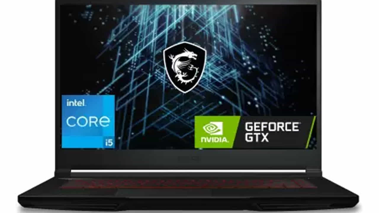 MSI GF63 Core i5 11th Gen 11260H: రూ. 50 వేలలోపు అందుబాటులో ఉన్న బెస్ట్ ల్యాప్టాప్స్లో ఇది బెస్ట్ ఆప్షన్గా చెప్పొచ్చు. గేమింగ్కు పర్ఫెక్ట్గా నిలిచే ఈ ల్యాప్టాప్ అసలు ధర రూ. 70,990కాగా డిస్కౌంట్లో భాగంగా రూ. 47,990కి సొంతం చేసుకోవచ్చు. ఈ ల్యాప్టాప్లో 15.6 ఇంచెస్తో కూడిన ఫుల్ హెచ్డీ డిస్ప్లేను అందించారు. కోర్ఐ5 ప్రాసెసర్తో పనిచేసే ఈ ల్యాప్టాప్లో 16జీబీ ర్యామ్, 512 జీబీ ఎస్ఎస్డీని ఇచ్చారు.