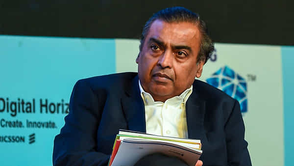 Mukesh Ambani: రూ. 200 కోట్లు ఇవ్వకపోతే డెత్ వారెంట్.. ముకేశ్ అంబానీకి బెదిరింపు.