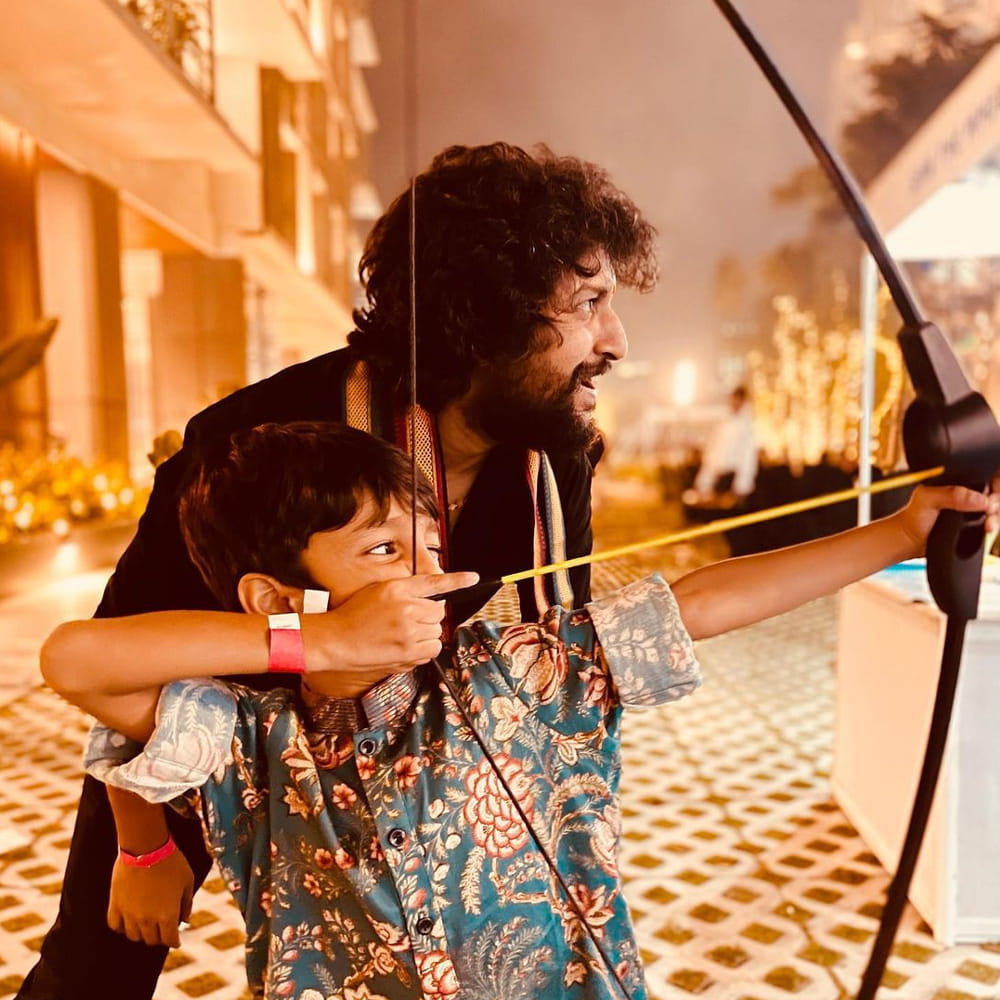 దిల్ రాజు వారసుడు ఆశిష్ రెడ్డి సెల్ఫిష్ డిసెంబర్ 9న రానుంది. దాంతో హాయ్ నాన్నకు భారీ పోటీ తప్పదు. ఏదేమైనా త్వరలోనే రిలీజ్ డేట్ చెప్పనున్నారు హాయ్ నాన్న టీం.