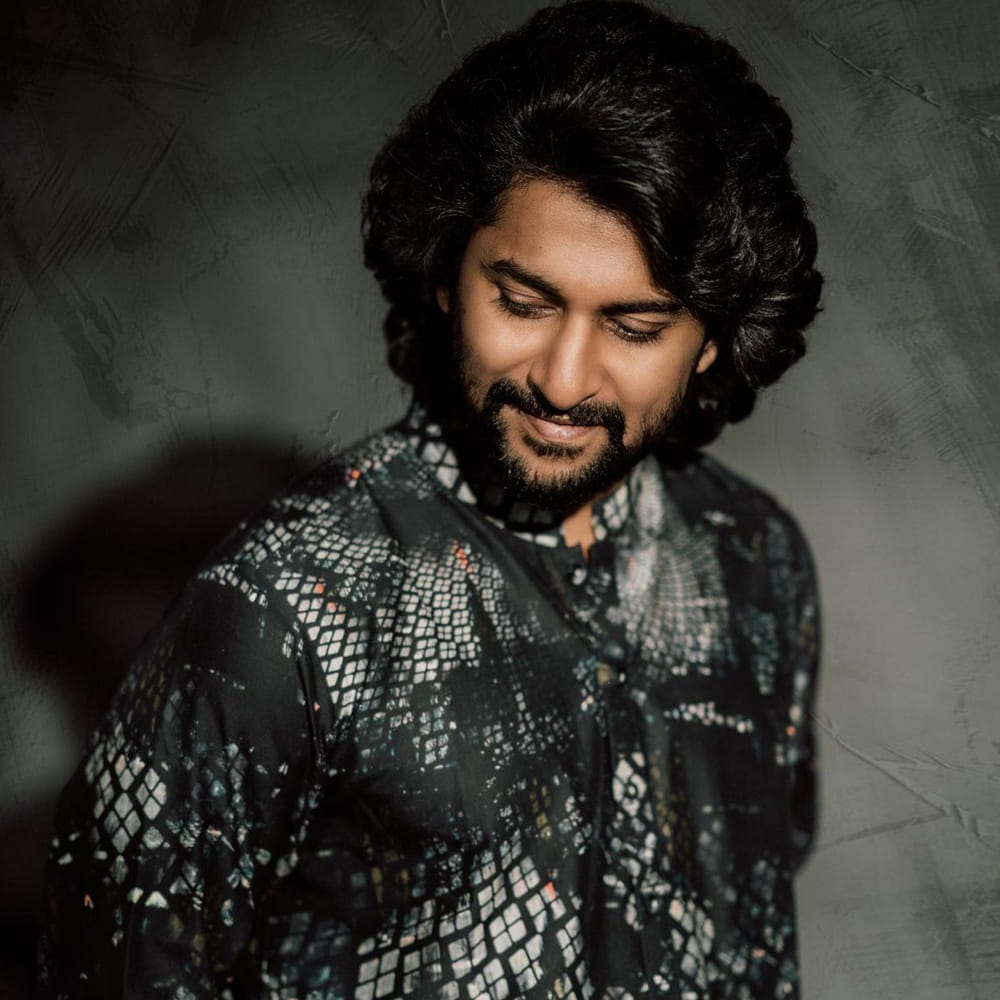 ఆయనతో పాటు చిత్రయూనిట్ కూడా ఎందుకు సస్పెన్స్ మెయింటేన్ చేస్తుంది..? 2024లోనే హాయ్ నాన్న వస్తాడా..? దసరా లాంటి సెన్సేషనల్ సినిమా తర్వాత నాని నుంచి వస్తున్న సినిమా హాయ్ నాన్న. మాస్ నుంచి క్లాస్కు యు టర్న్ తీసుకున్నారు న్యాచురల్ స్టార్.