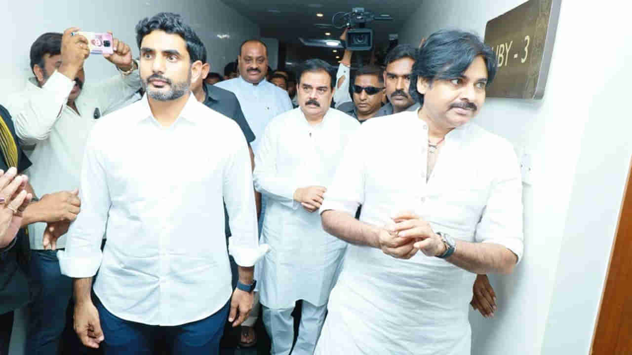 TDP- Janasena: మూడు గంటలు.. 6 అంశాలు.. ఉమ్మడి మ్యానిఫెస్టోపై టీడీపీ-జనసేన క్లారిటీ..!